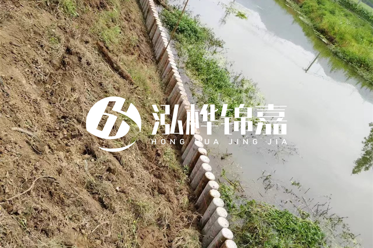 仿木樁施工前注意事項-水泥樁打樁機是怎么打樁的？