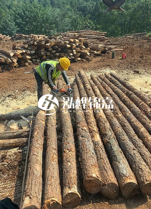 4米長(cháng)松木樁防腐處理每根加多少錢(qián)？松木樁尾徑8cm的價(jià)格多少？