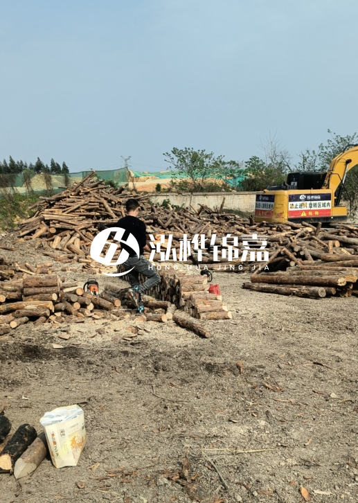 松木樁現貨供應的廠(chǎng)家有哪些？泓樺錦嘉可以送山西嗎？