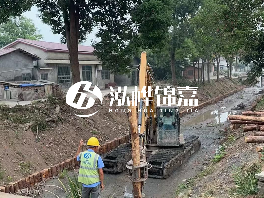 河道護坡樁施工工期一般多長(cháng)？一天能打多少根？