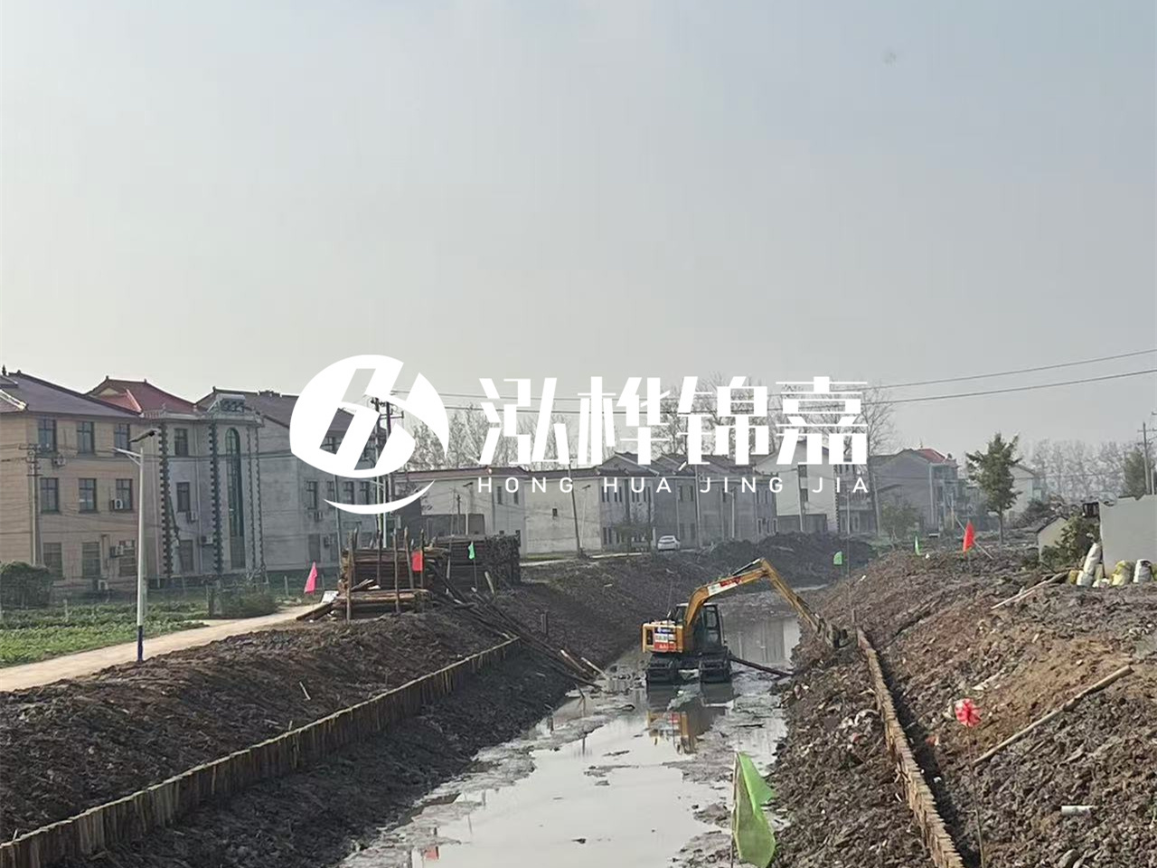 河南松木樁廠(chǎng)家地址在哪里？如何避免買(mǎi)到空心樁？