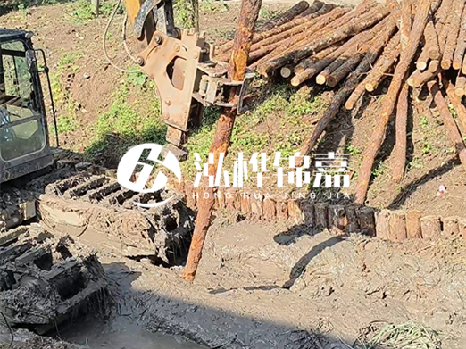 松木樁廠(chǎng)家泓樺錦嘉-原木松木樁的采購注意事項？