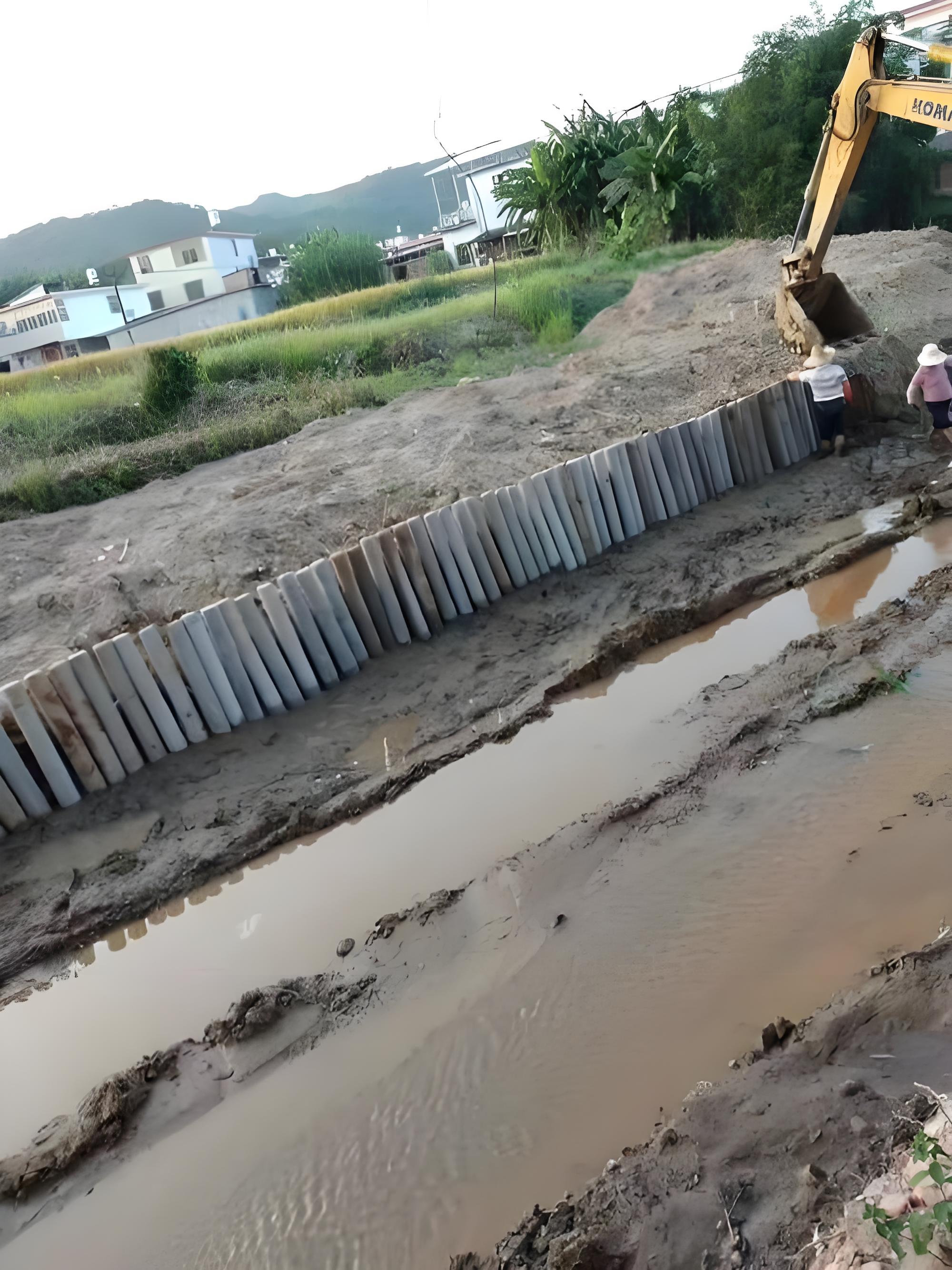 水泥樁廠(chǎng)家泓樺錦嘉-打水泥樁遇到軟土地基怎么加固？